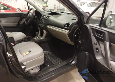 2014 Subaru Forester 2.5I z USA, uszkodzony, nr VIN JF2SJAAC1EH478877